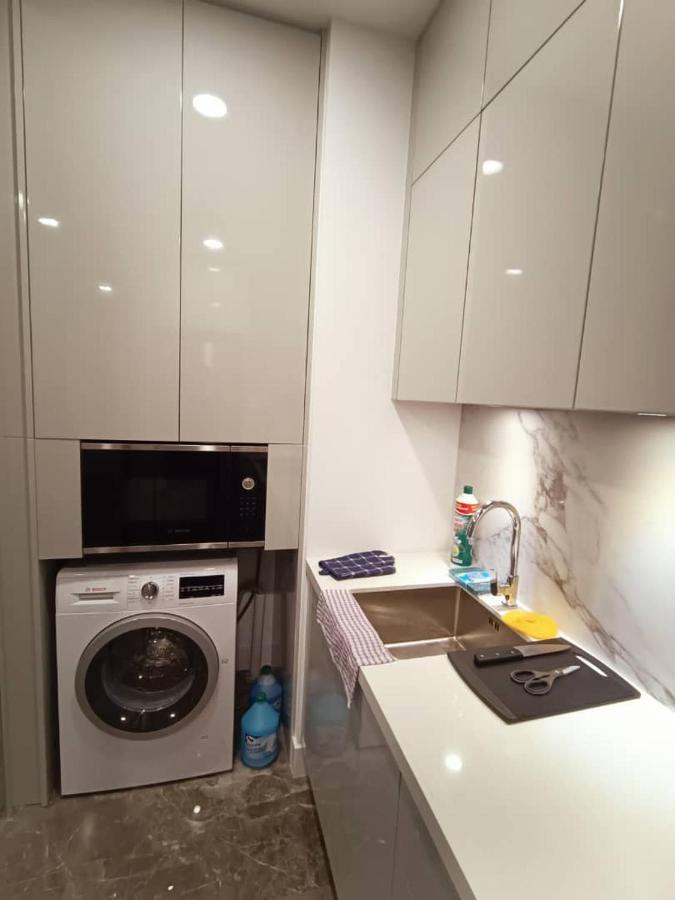 Platinum Suite 2 New Kl Cbd New Luxury Condo With Best Infinity View To Klcc Twin Towers Pool Kuala Lumpur Kültér fotó