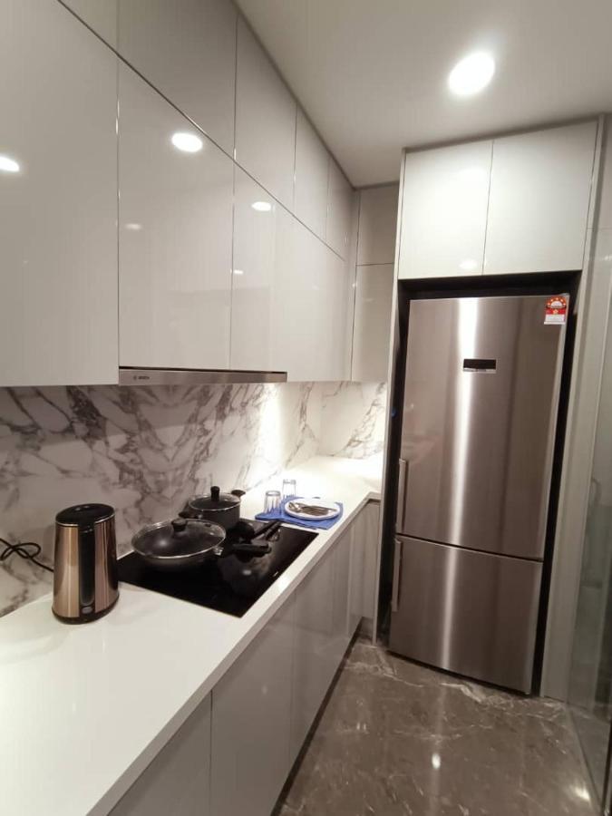 Platinum Suite 2 New Kl Cbd New Luxury Condo With Best Infinity View To Klcc Twin Towers Pool Kuala Lumpur Kültér fotó